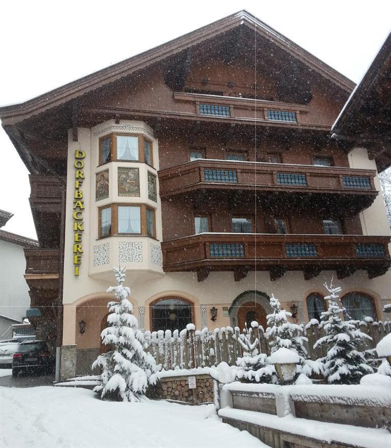 Gaestehaus Dorfbaeckerei Tux Extérieur photo